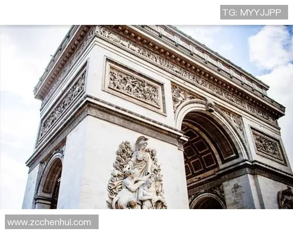 中央脉搏与墨尔本雌狐的对决谁将成为胜利的象征与传奇