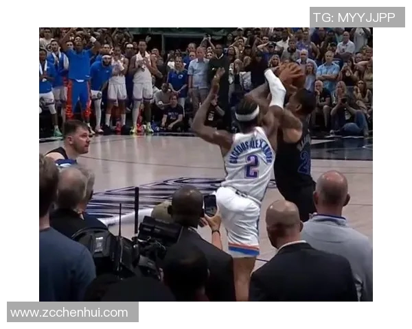 独行侠与活塞激战正酣精彩瞬间回顾与赛后分析